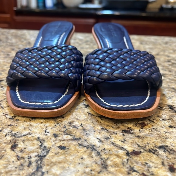 Bernardo Leather Wood Sandals - Picture 5 of 10